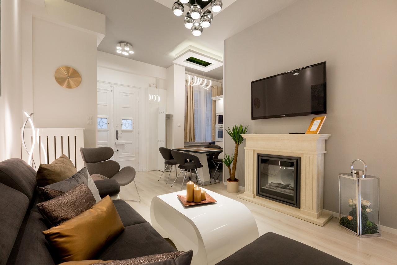 Luxury Dream Home In The Absolute Center 布达佩斯 外观 照片